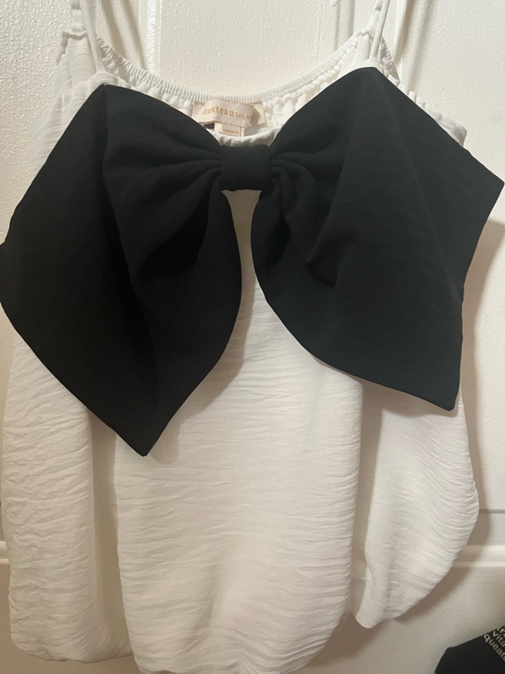 Monteau White Spaghetti Strap Top with large Black Bow - Picture 2 of 6
